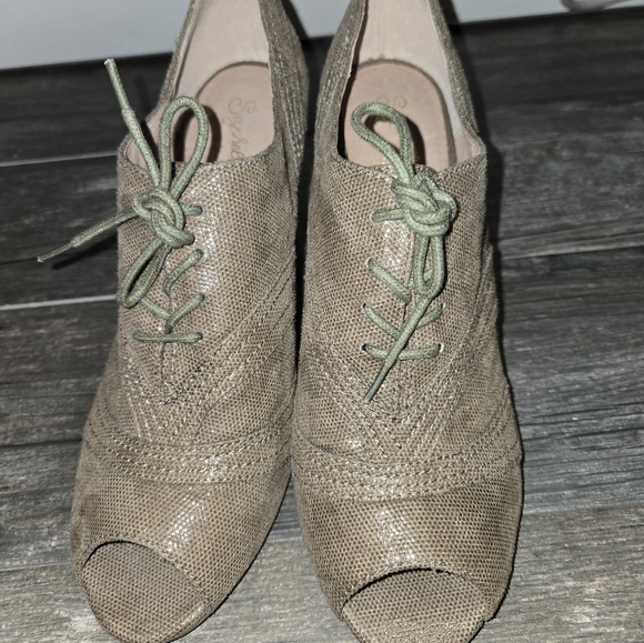 Seychelles Eternity Peep Toe Oxford Bootie women size 11 FREE SHIPPING! - Picture 1 of 12